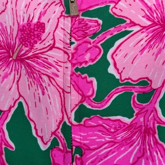 Lilly Pulitzer NWT Leif Maxi Set in
Hibiss Kiss Print Size 8 - Picture 7 of 13
